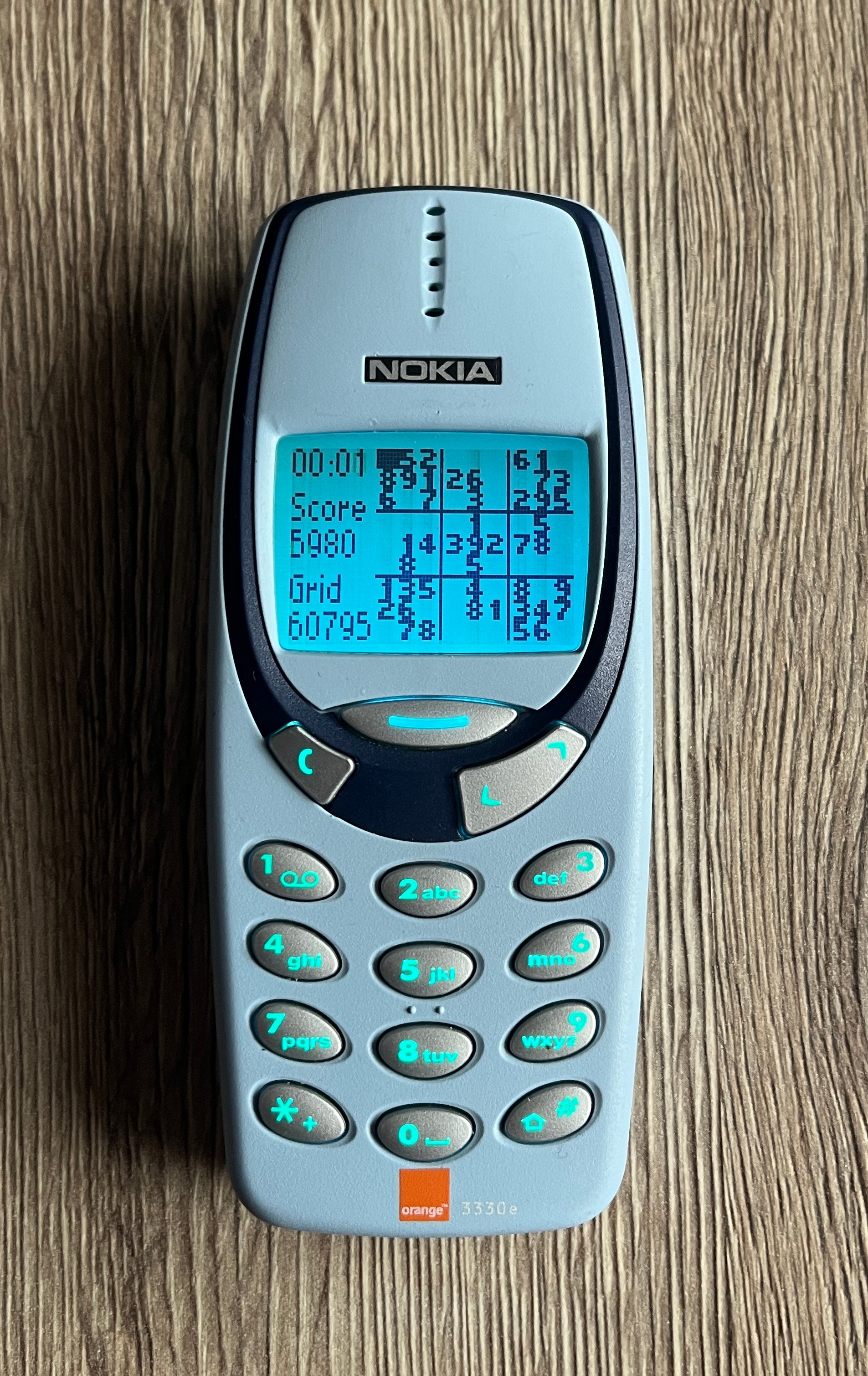 Modified Nokia 3310 3330 phone, 20 Games – NC92.EU